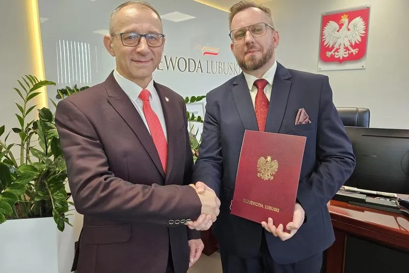 Droga do sukcesu: Jak zostać kuratorem oświaty - kluczowe wymagania i proces rekrutacji