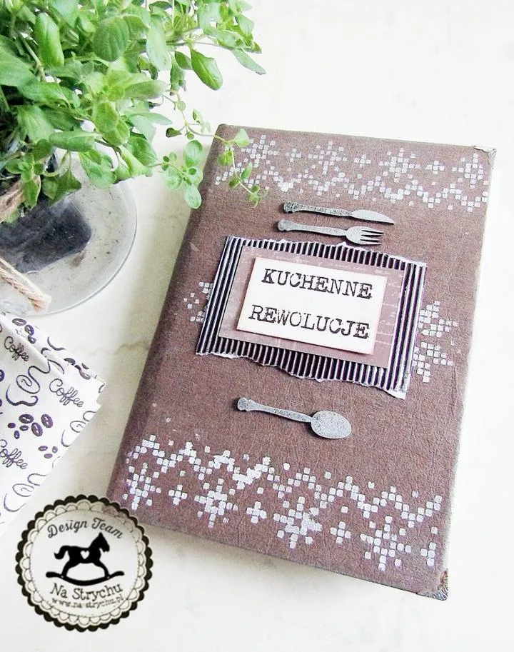 Kreatywne techniki dekoracji zeszytów