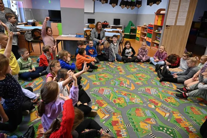 Kwalifikacje do pracy z dziećmi